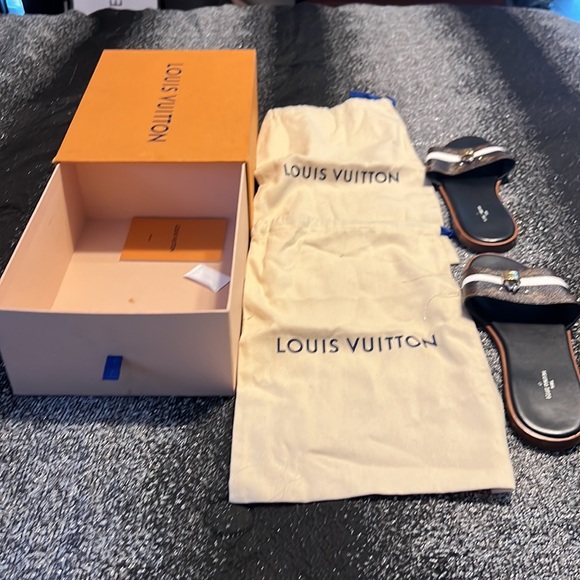 Louis Vuitton shoes - Picture 6 of 10